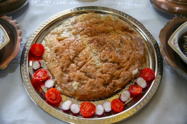 Ege'de Ramazan sofralarının lezzeti: "Ekmek Dolması"
