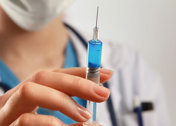 İzmir’de grip ve zatürre aşısı talebi patladı: 'Herkese yetmesi mümkün değil'