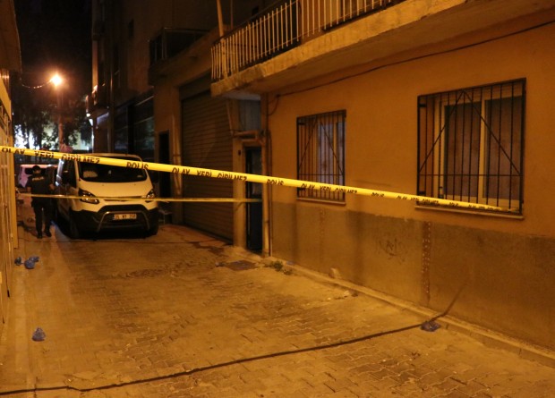 İzmir’de kadın cinayeti: Vücudunda çok sayıda cam kesikleri tespit edildi