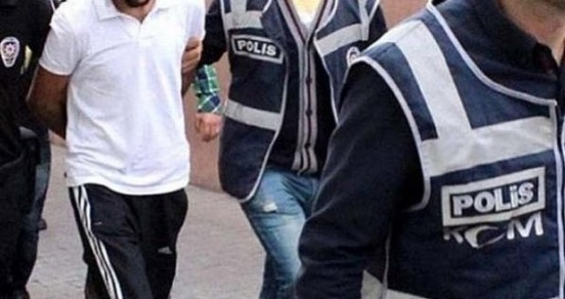 İzmir’de uyuşturucu operasyonu: 9 gözaltı