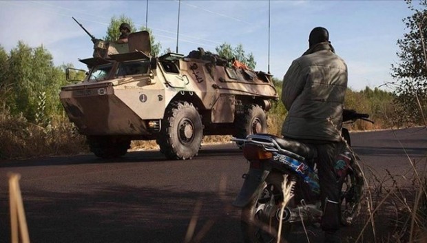 Mali'de askeri darbe girişimi: Meclis Başkanı alıkonuldu