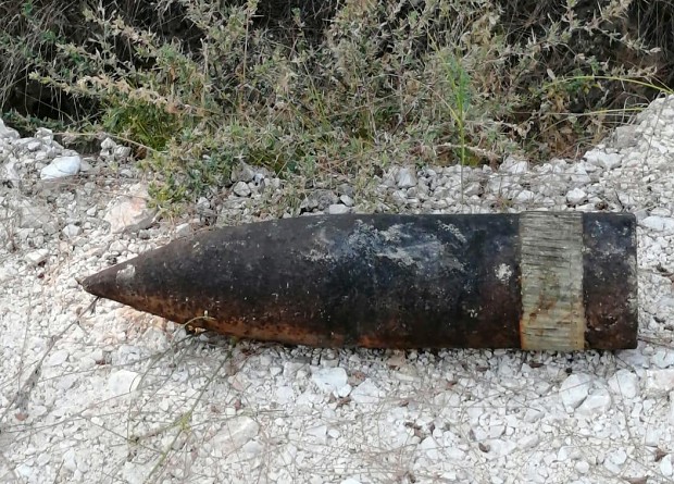 Manisa'da patlamamış top mermisi imha edildi