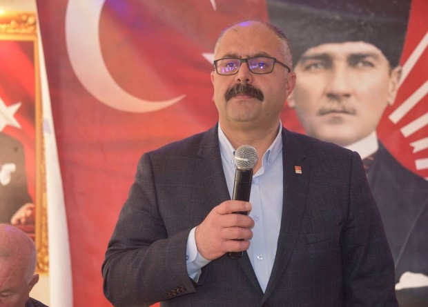 AK Parti’nin ‘meclisi düşürürüz’ çıkışına sert tepki! CHP’li Balyeli: ‘Seçime hazırız, en az 20 meclis üyesi çıkarırız’