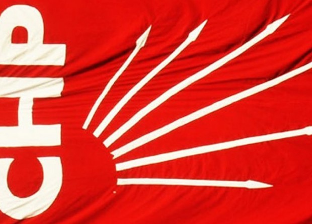 CHP Turgutlu'da 8 istifa