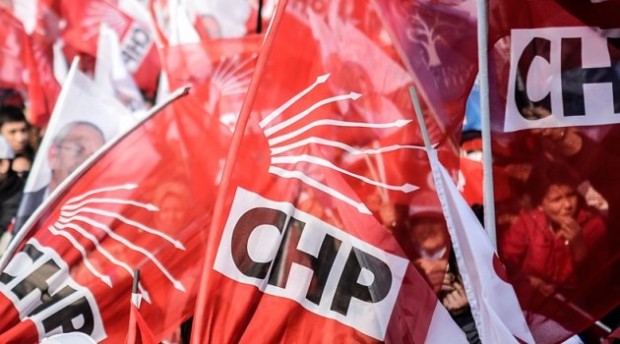 Flaş gelişme! CHP’de gençlik kolları başkanı görevden alındı