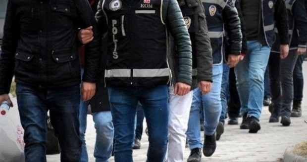 İzmir merkezli 40 ilde FETÖ operasyonu: Çok sayıda gözaltı kararı var
