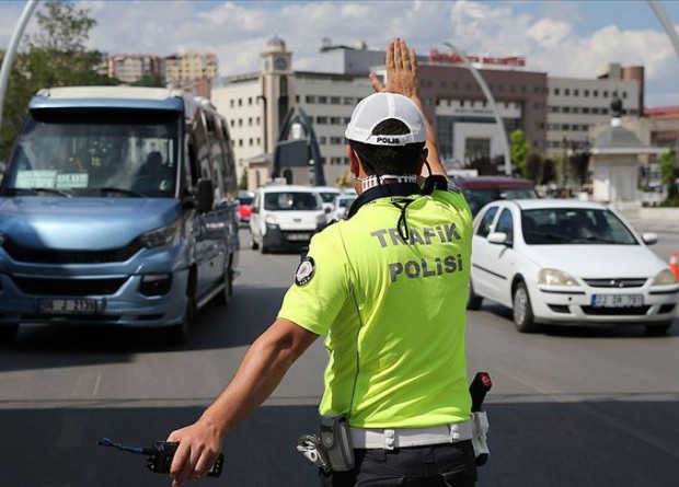 İzmir’de haftalık trafik raporu