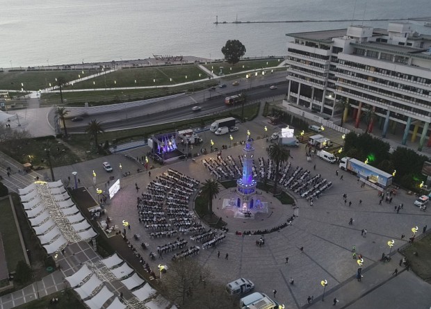 Ramazan ayı İzmir’de dayanışma ayı oldu... 53 milyon liralık destek