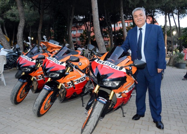 3 bin motosiklet tutkunu Torbalı'da buluştu
