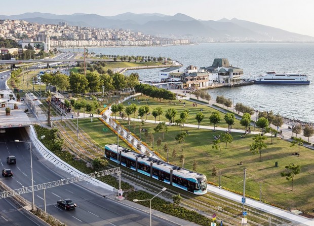 İklim krizi ile mücadelede Büyükşehir'e bir onur daha! Tek Dünya Kentleri Yarışması’nın Ulusal Şampiyonu İzmir oldu