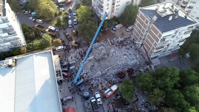İzmir depreminde 15 kişiye mezar olmuştu! Doğanlar Apartmanı davasında savcı değişti, karar çıkmadı