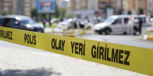 İzmir'de kan donduran cinayet: Oğlunu bıçaklayan kişiyi öldürdü!
