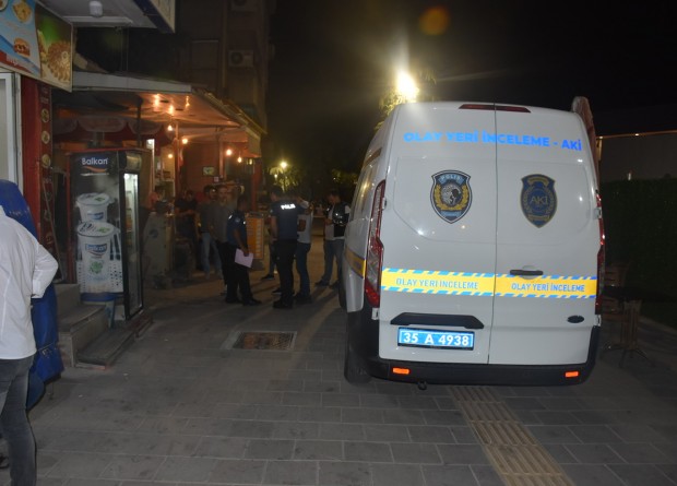 İzmir'de metruk evde cinayet! Defalarca bıçakladı