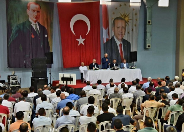 AK Partili Nasır Menemen’den CHP’ye yüklendi: 'Engellemelere rağmen çalışıyoruz'