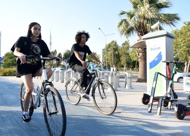 Başkan Soyer’den İzmirliler için proje: “Bisiklet bizden, gezmesi sizden”