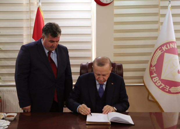 Cumhurbaşkanı Erdoğan imzaladı... Kınık’ta yatırımcıya müjde