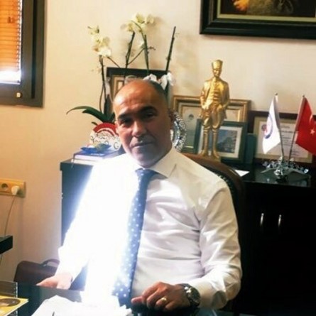 İzmir'de çete lideri bağlantılı nüfus müdürlüğü operasyonu! 5 şüpheli tutuklandı