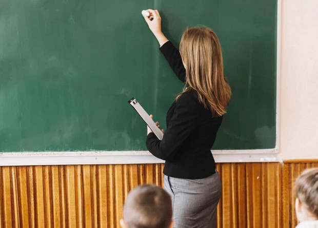 Bakan Özer duyurdu! Öğretmenlere öğretmenevlerinde yüzde 50 indirim düzenlemesi