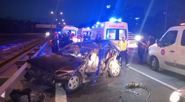 TEM Otoyolu'nda kaza: 4 kişi yaralandı