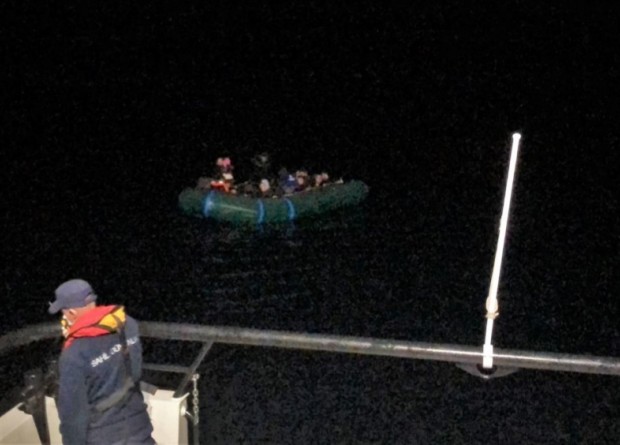 Datça'da 29 kaçak göçmen kurtarıldı 