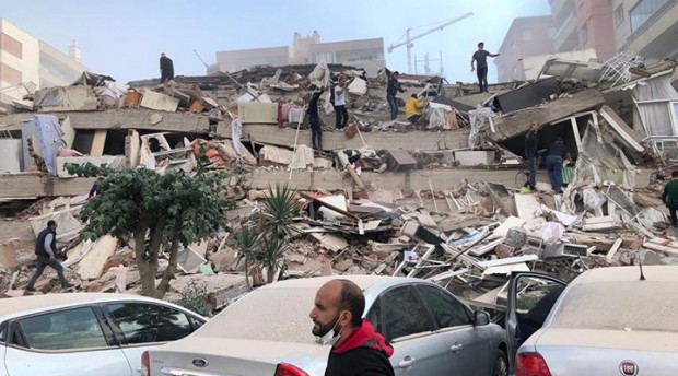 İzmir depreminde yıkılan binaların sorumluları cezasız kalmadı