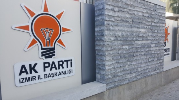 AK Parti İzmir'de aday adayı bolluğu... Kimler istifa edecek?