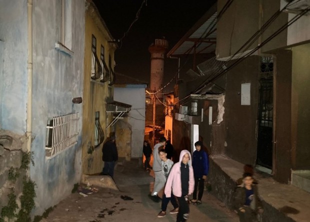 Bu kez merkez üssü Buca'ydı! 4.9'luk İzmir depremi ne anlama geliyor?